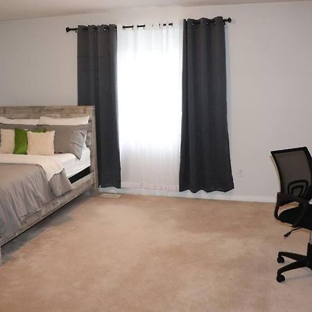 Entire 4 Bed Room Detached Residential Home Ajax Eksteriør billede